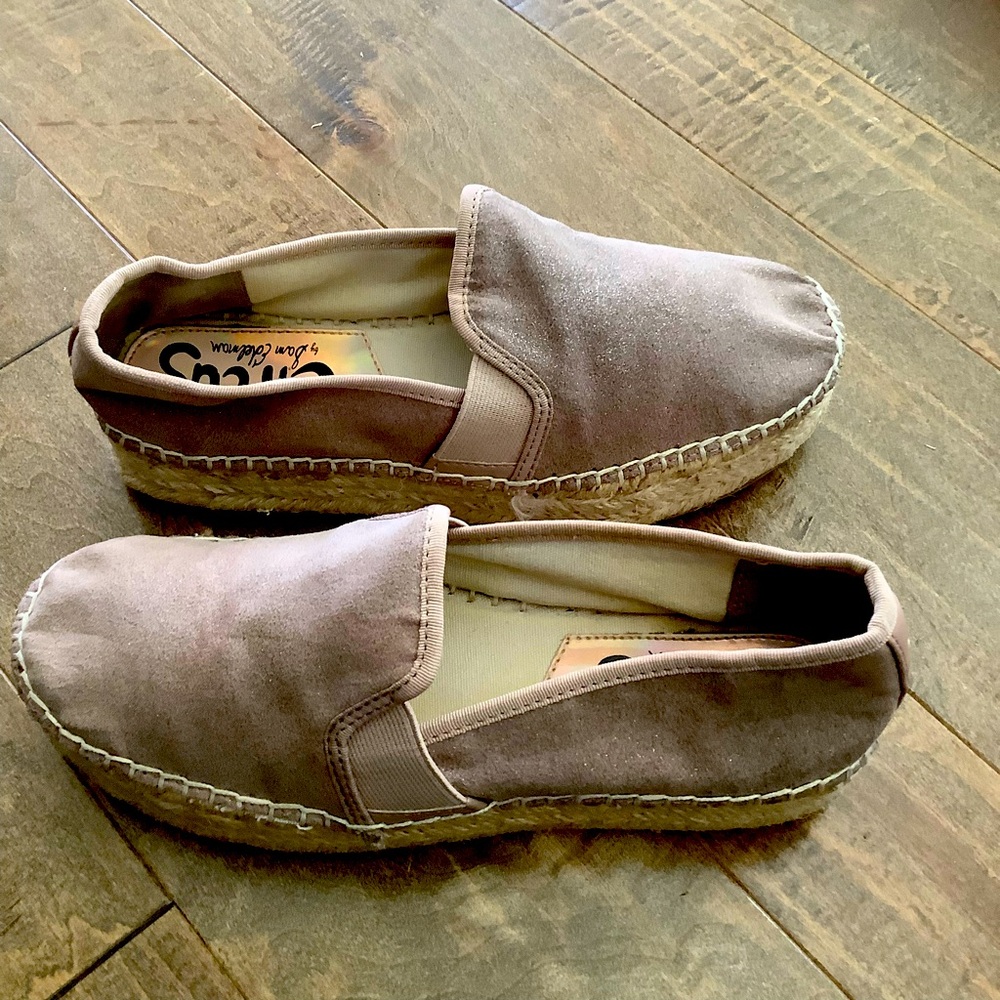 Circus by Sam Edelman Lavendar Flats, Size 7